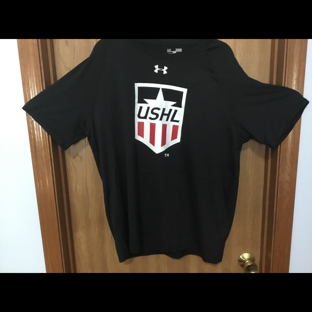 USHL short tee shirt.  REDUCED men’s size